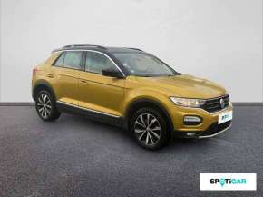 VOLKSWAGEN T-Roc Essence