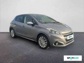 PEUGEOT 208 Essence