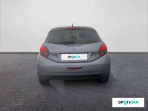 PEUGEOT 208 Essence