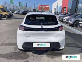 PEUGEOT 208 Essence